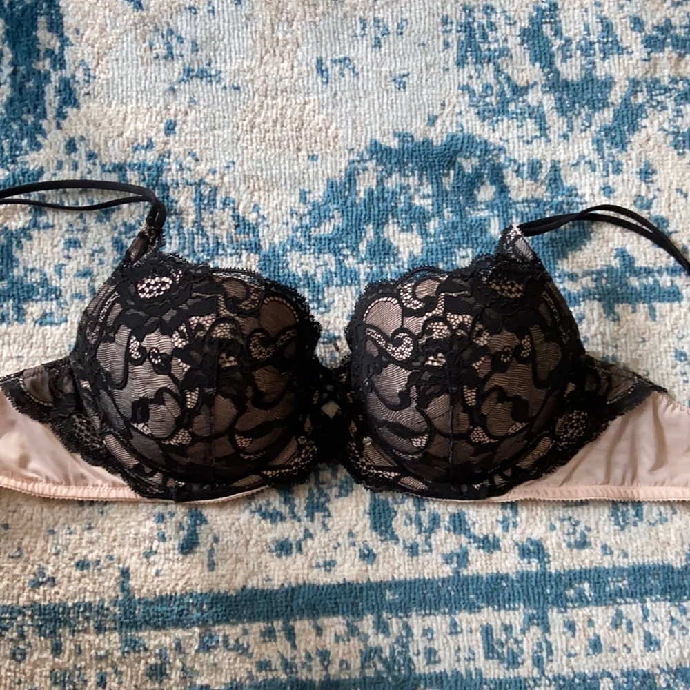 Victoria’s Secret push-up balconette bra